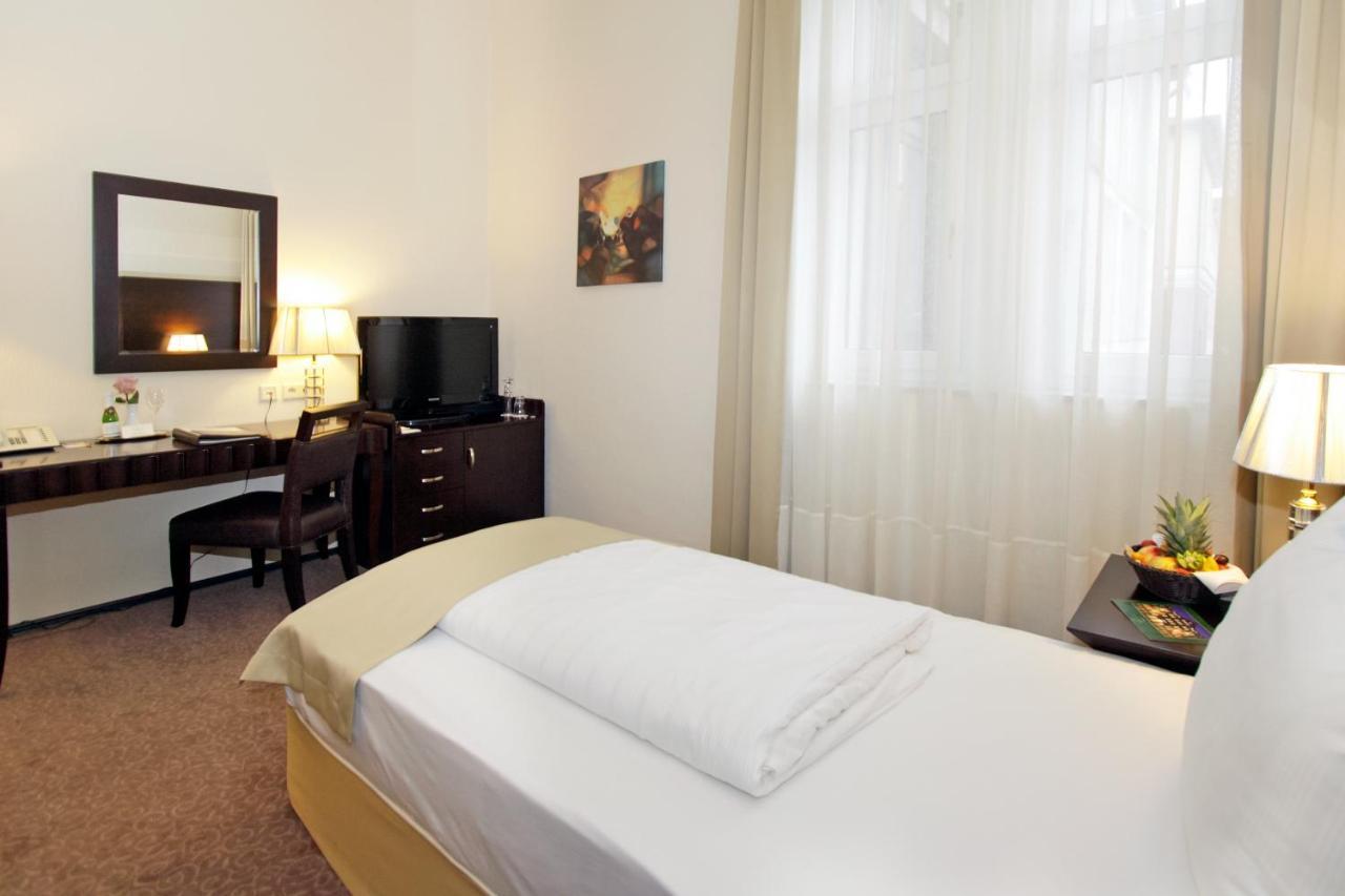 Grand Palace Hotel Ганновер Экстерьер фото