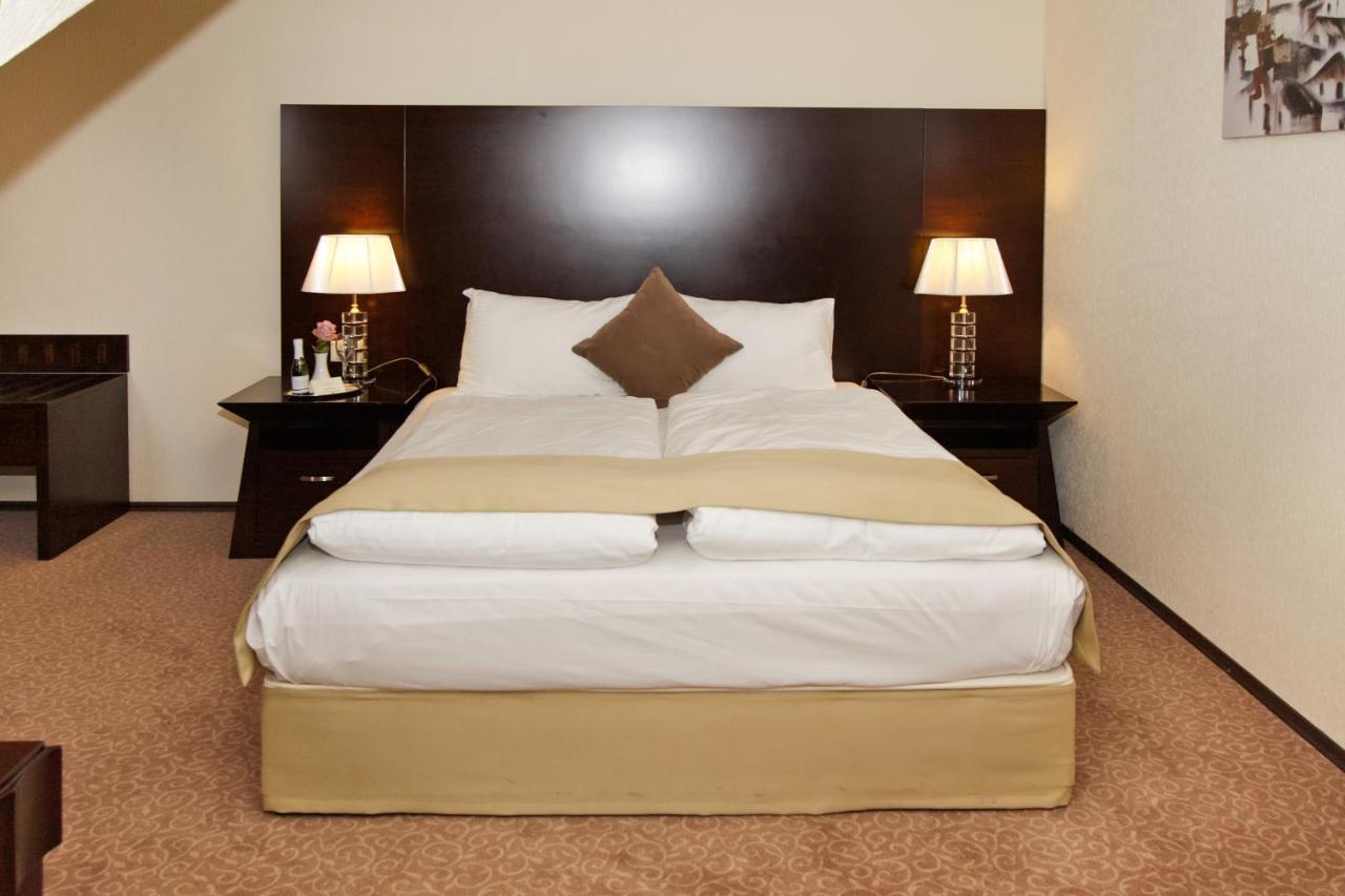 Grand Palace Hotel Ганновер Экстерьер фото