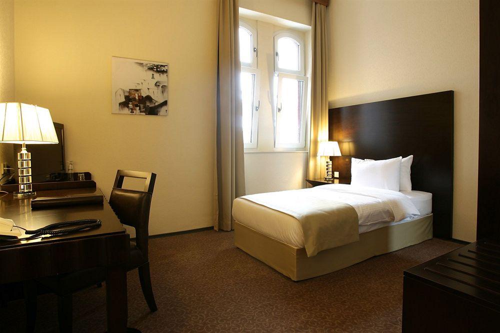Grand Palace Hotel Ганновер Экстерьер фото
