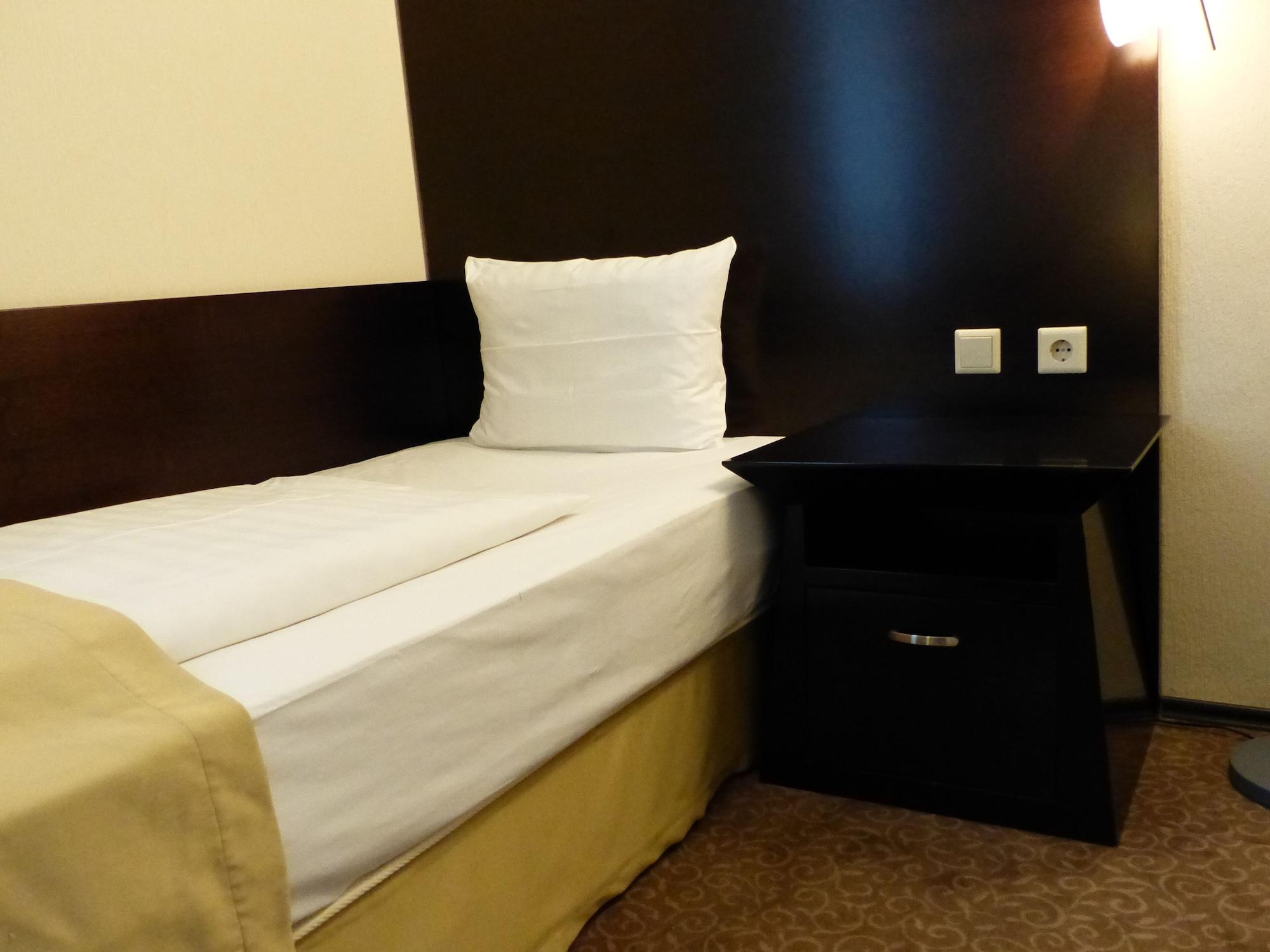 Grand Palace Hotel Ганновер Экстерьер фото