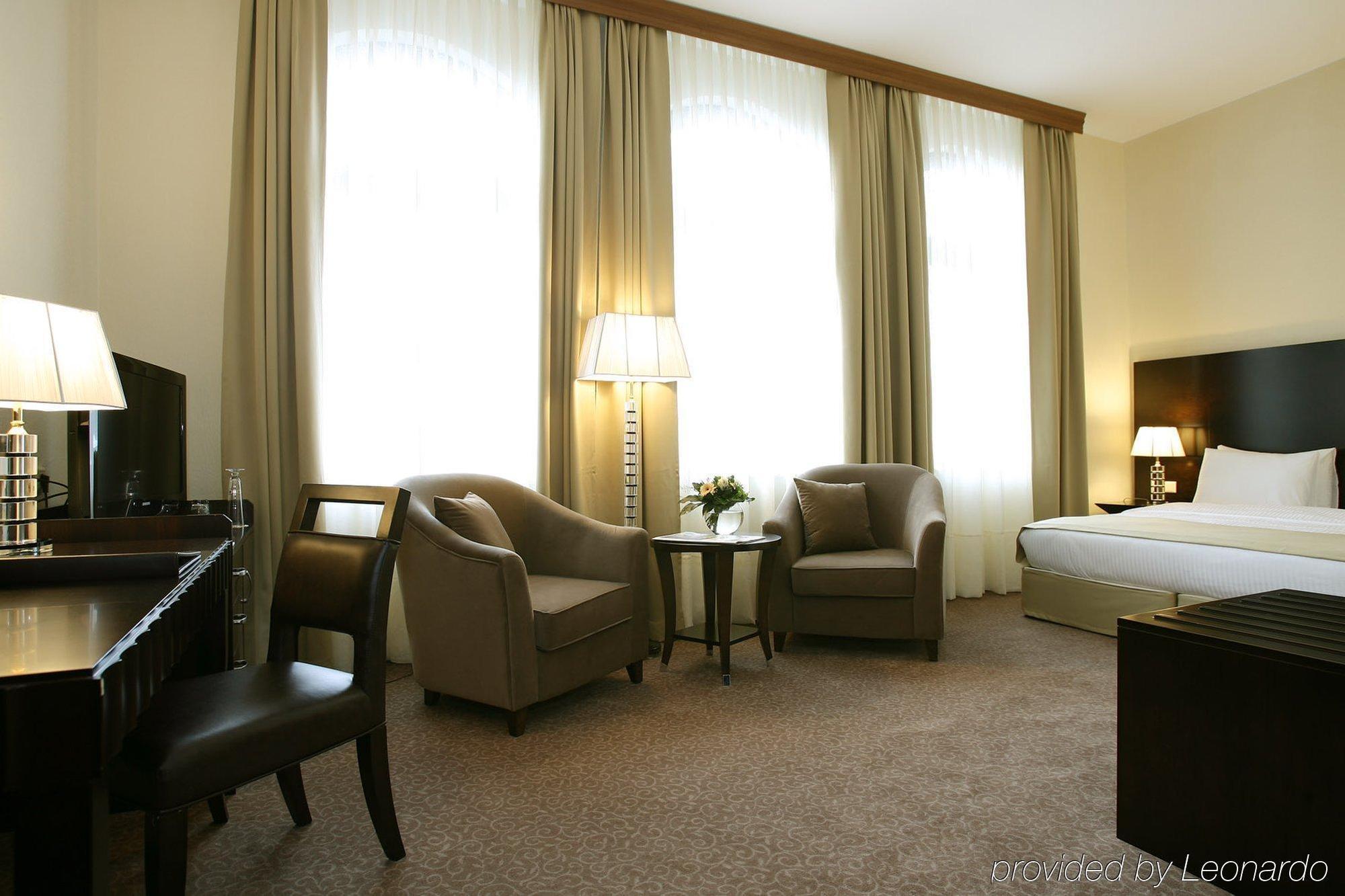 Grand Palace Hotel Ганновер Экстерьер фото